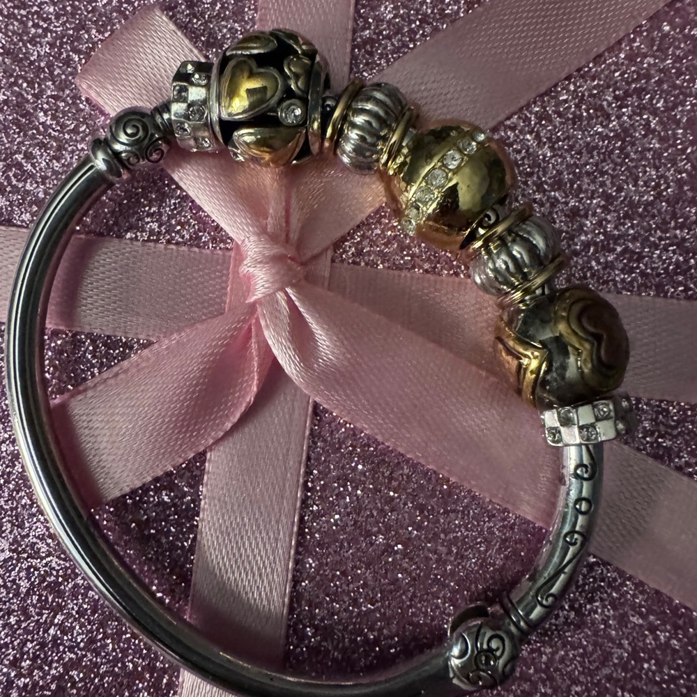 💕Chic Two-Tone cuff charm Bracelet